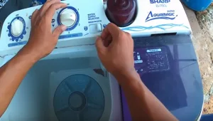 Cara Memperbaiki Mesin Cuci Sharp 1 Tabung Tidak Bisa Spin